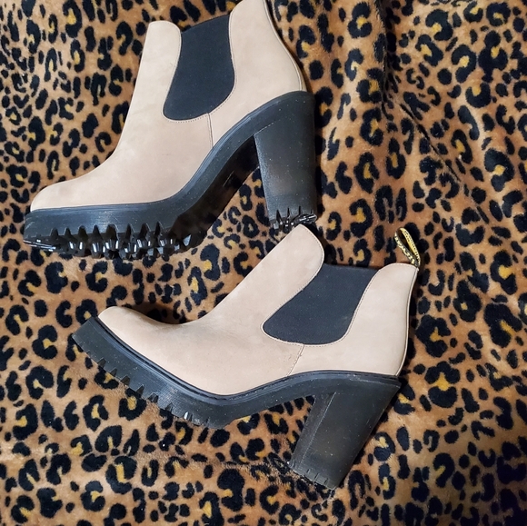 Dr. Marten high Heeled booties - Picture 8 of 8